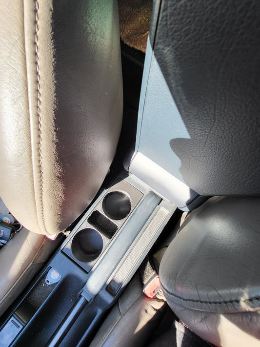 AUDI A4 B5 поставка за чаши