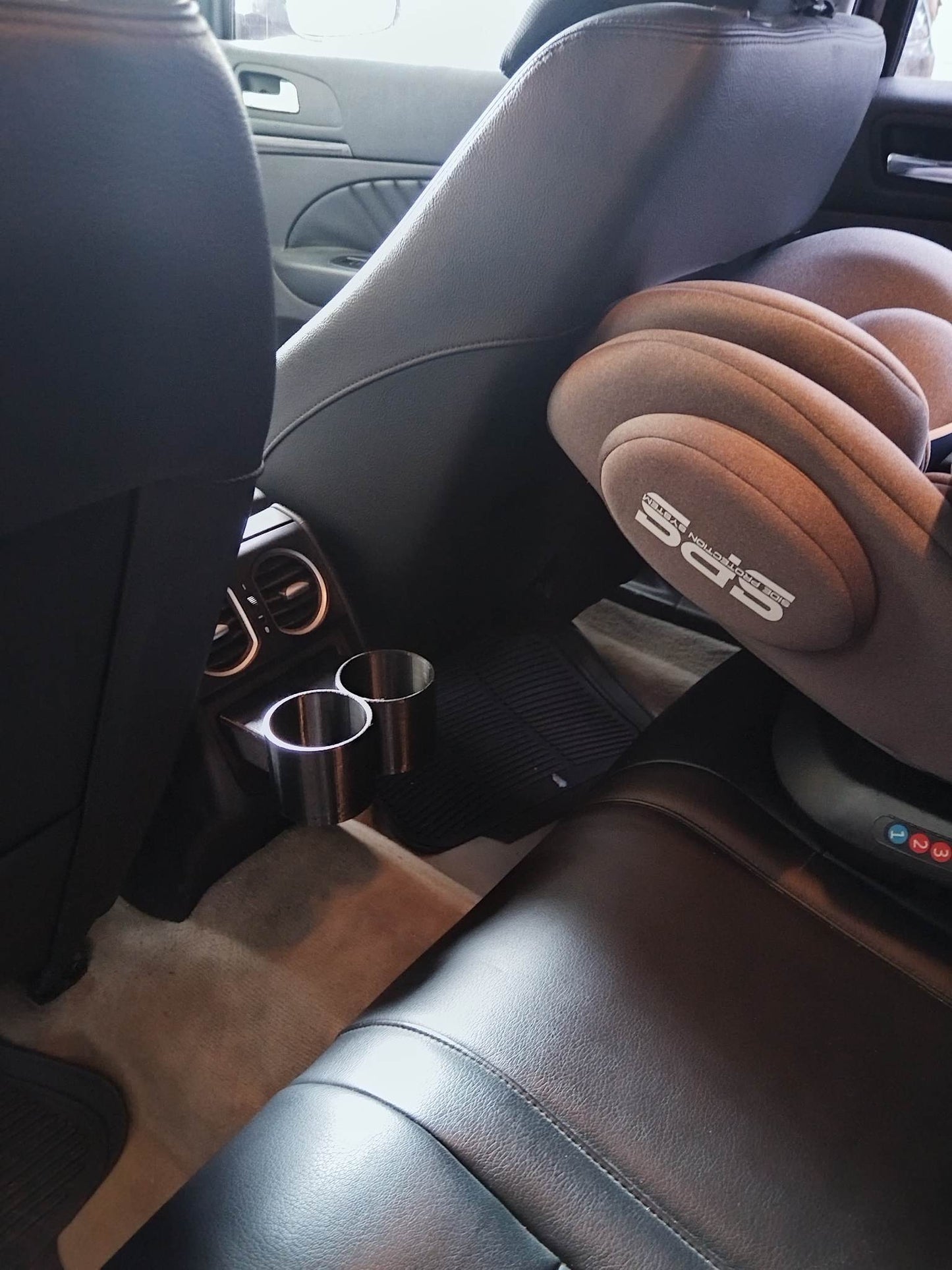 Alfa Romeo 159 задна поставка за чаши