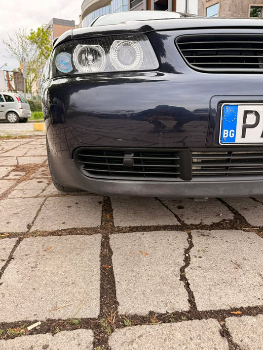 Audi A3 8L FACELIFT Решетки за броня без отвори за халогени