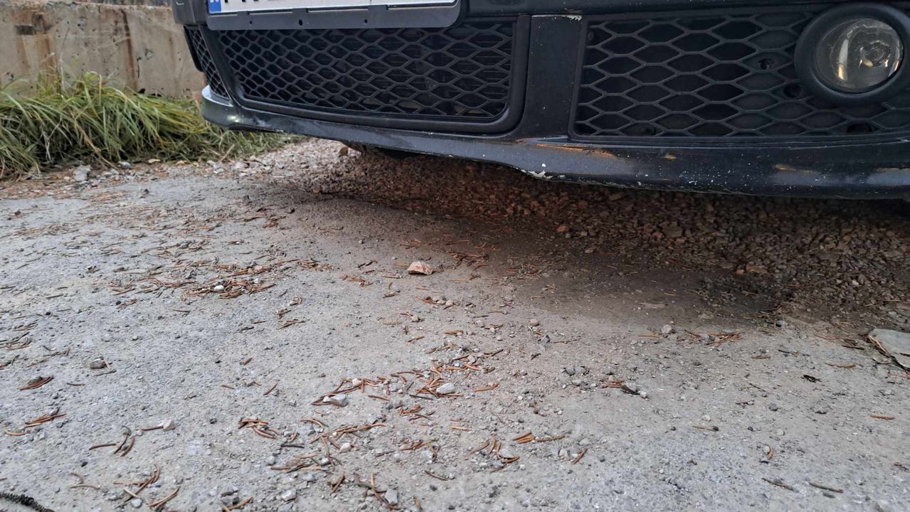 Audi A4 B6 средна решетка за S-line броня