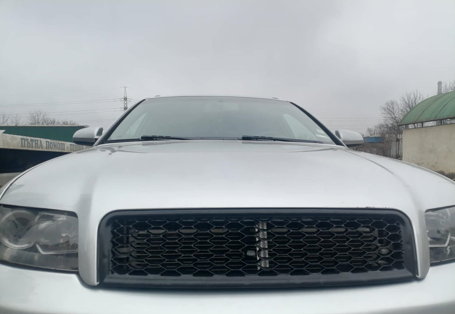 AUDI A4 B6 решетка за преден капак