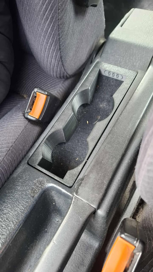 AUDI 80 Поставка за чаши