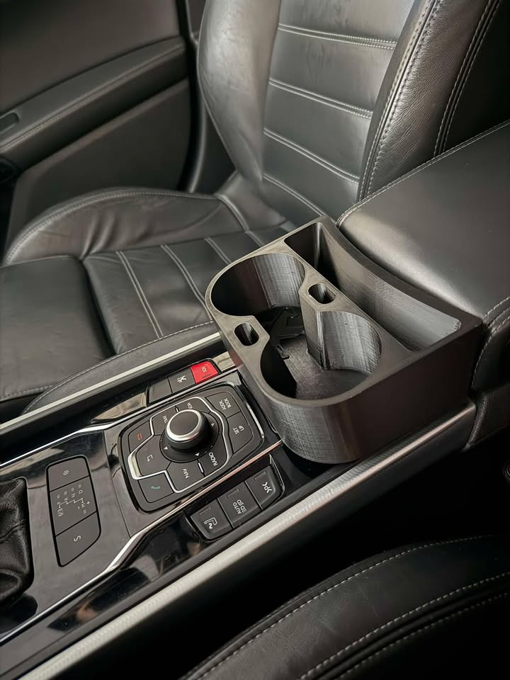 Peugeot 508 (2011 – 2018) поставка за чаши и телефон „автоматични скорости“