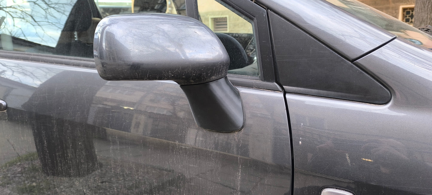 Toyota Corolla Verso Facelift капачета за огледала