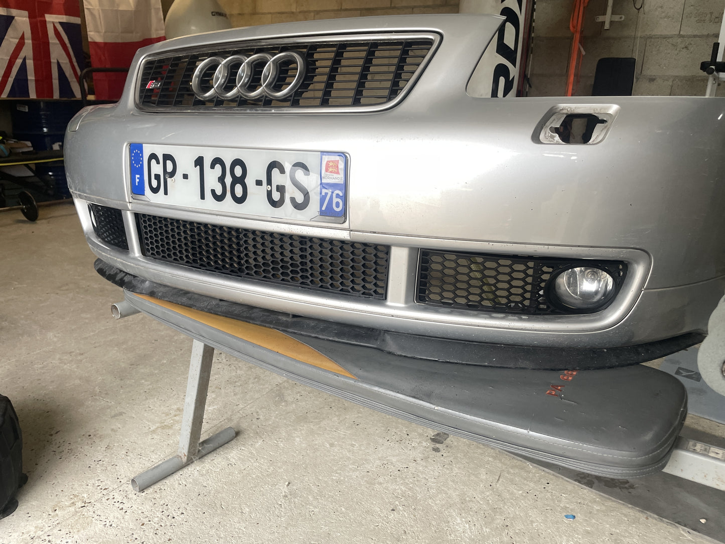 Audi A3 (S3) 8L Средна решетка