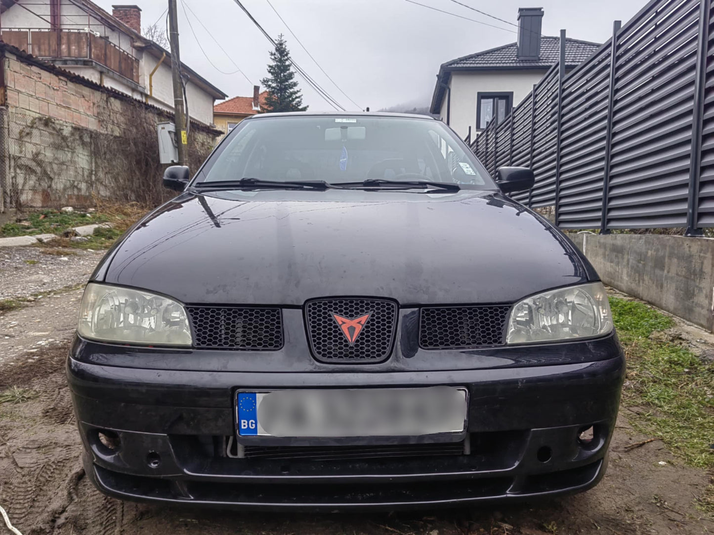 Seat Ibiza / Cordoba 6K2 средна решетка