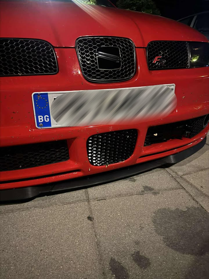 Seat Leon FR 1M / Seat Toledo FR 1M Средна решетка за броня