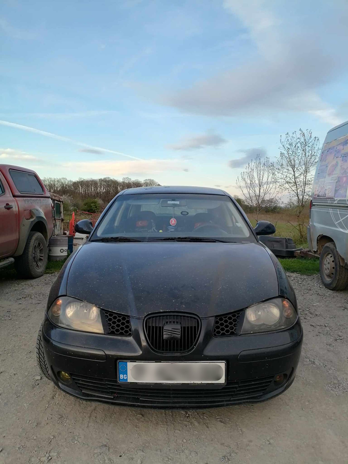 Seat Ibiza 6L (MK3) горни FR решетки