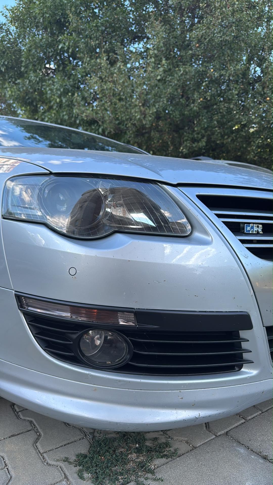 VW Passat B6 R-line Решетки за халогени