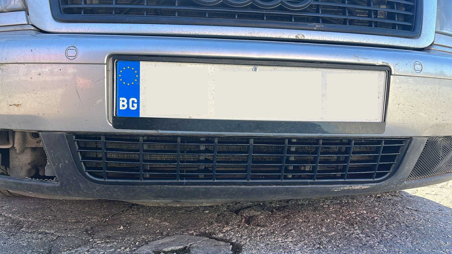 Audi A8 D2 facelift Средна решетка за броня