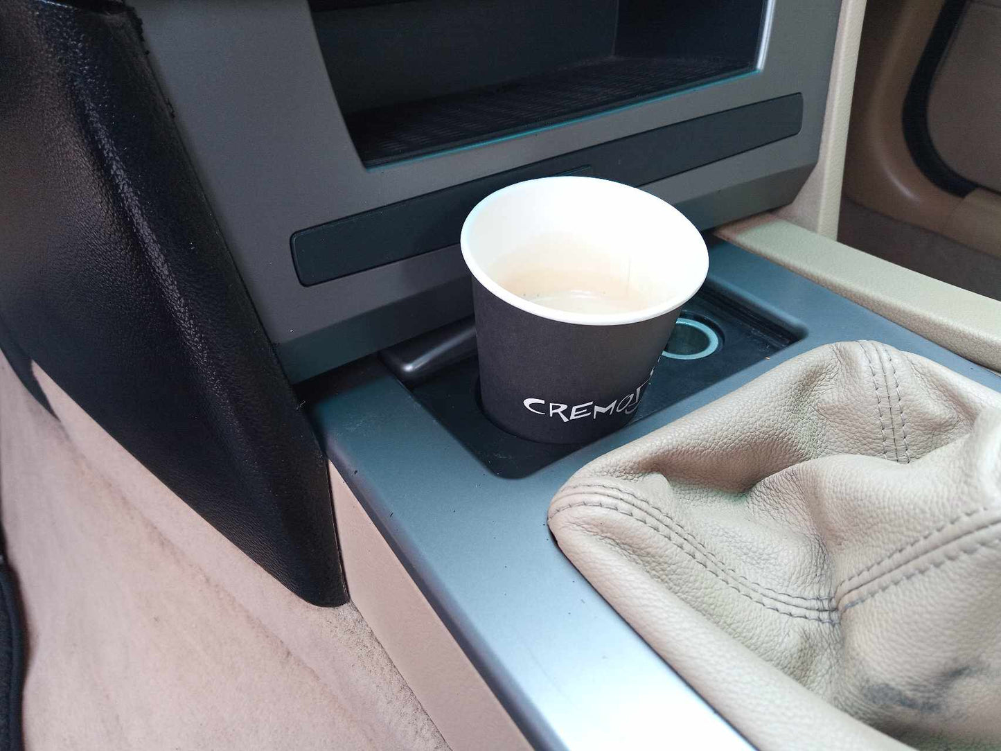 БМВ E60/E61 префейслифт поставка за чаши