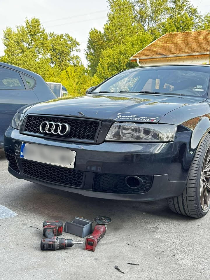 Audi A4 B6 решетки за S-line броня