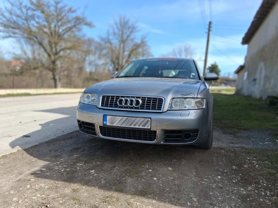 AUDI S4 B6 Решетки за халогени