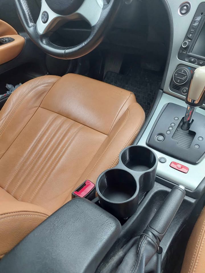 Alfa Romeo 159 поставка за чаши