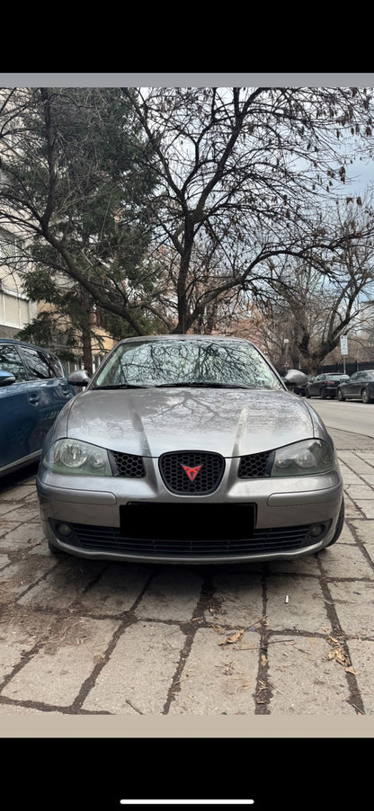 Seat Ibiza 6L Средна решетка