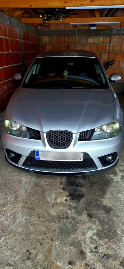 Seat Ibiza 6L Средна решетка