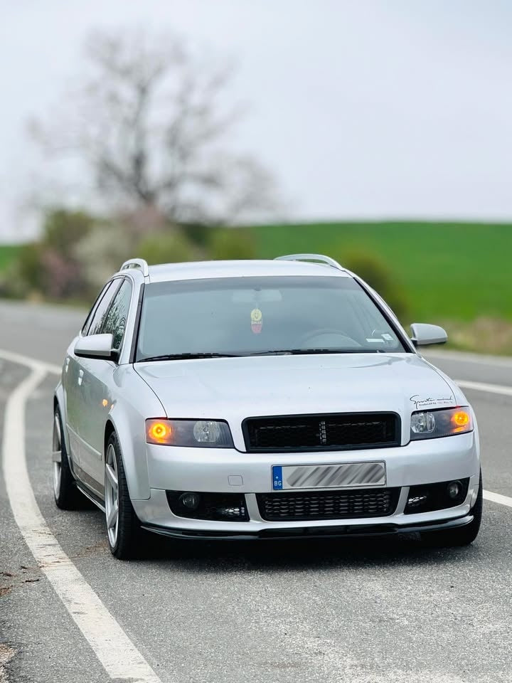 Audi A4 B6 решетки за S-line броня