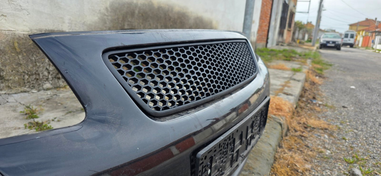 Audi S3 8L горна решетка