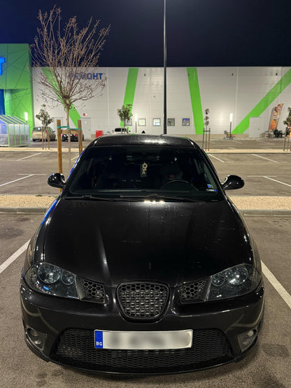 Seat Ibiza 6L Средна решетка