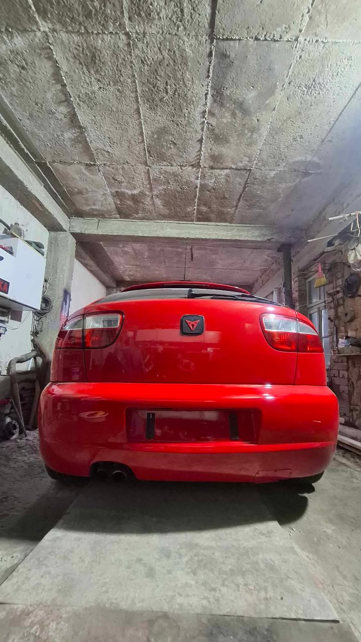 SEAT LEON MK1 (1M) дръжка за багажник