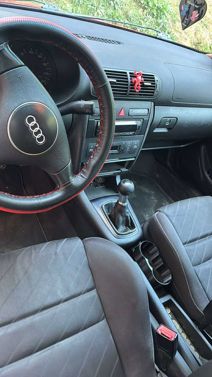 AUDI A3 8L поставка за чаши