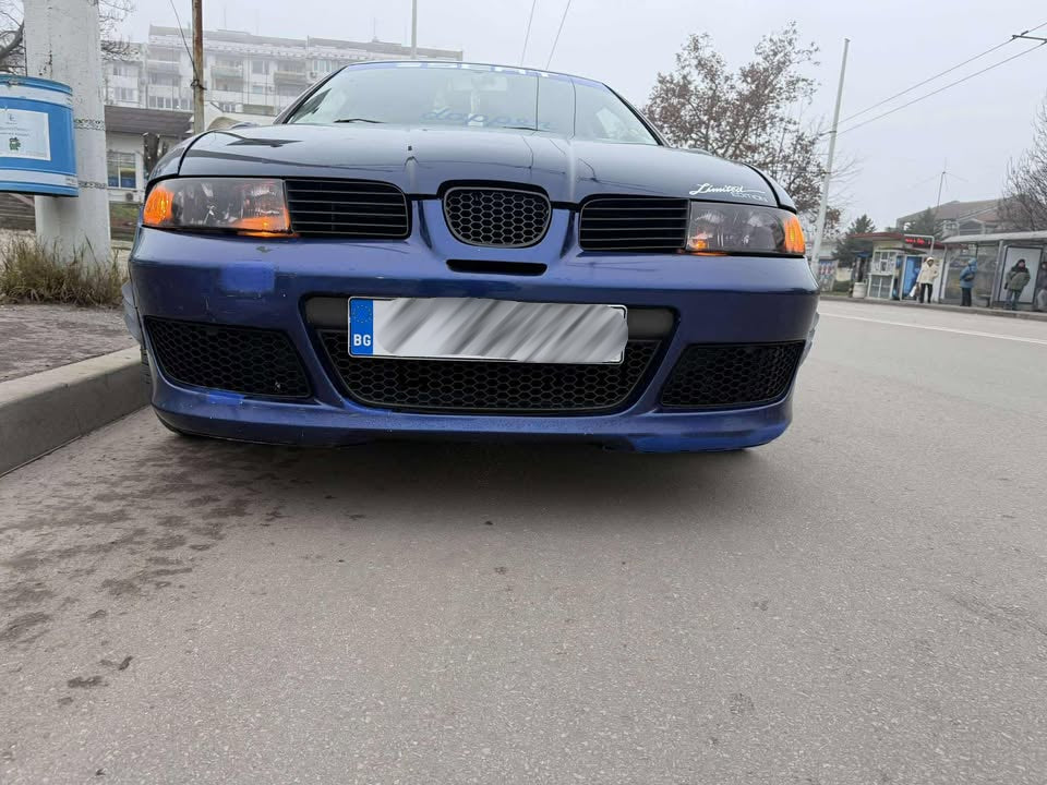 Seat Leon/Toledo 1M CUPRA Решетки за броня без отвори за халогени