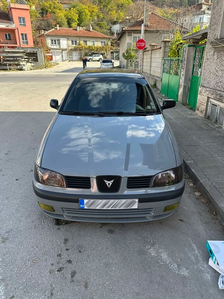 Seat Ibiza / Cordoba 6K2 средна решетка
