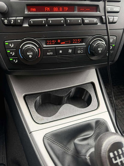 BMW E81/E82/E87/E88 поставка за чаши за коли без пепелник