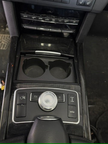 Mercedes E-class W212 поставка за чаши/телефон