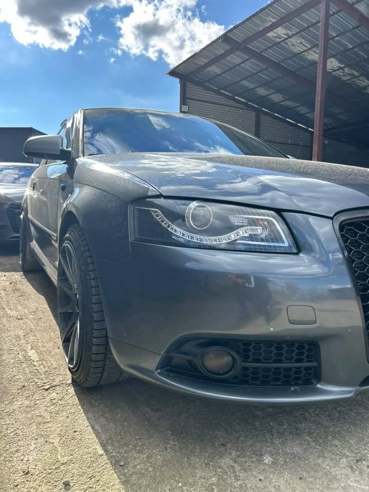 AUDI A3 8P Решетки за S-line броня