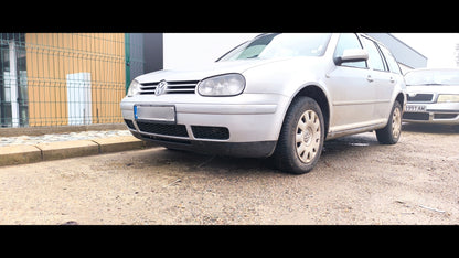 VW Golf MK4 Средна решетка за броня „пчелна пита“