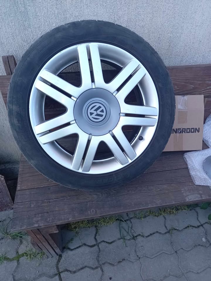 капачки за джанти VW Phoenix (Passat OEM)
