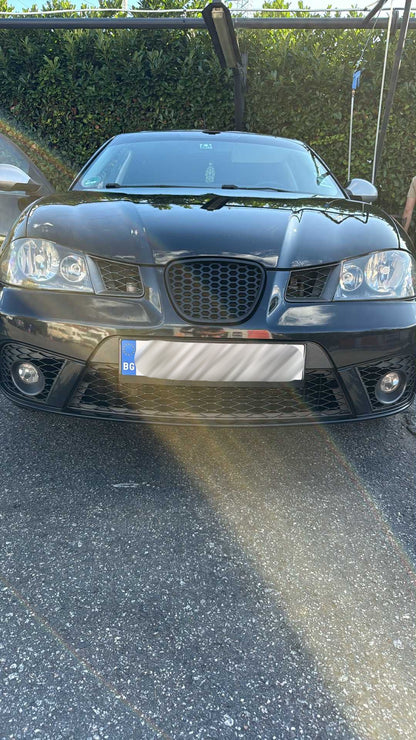 Seat Ibiza 6L Средна решетка