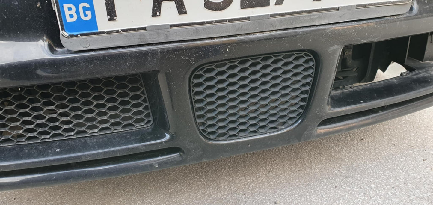 Seat Leon FR 1M / Seat Toledo FR 1M Средна решетка за броня