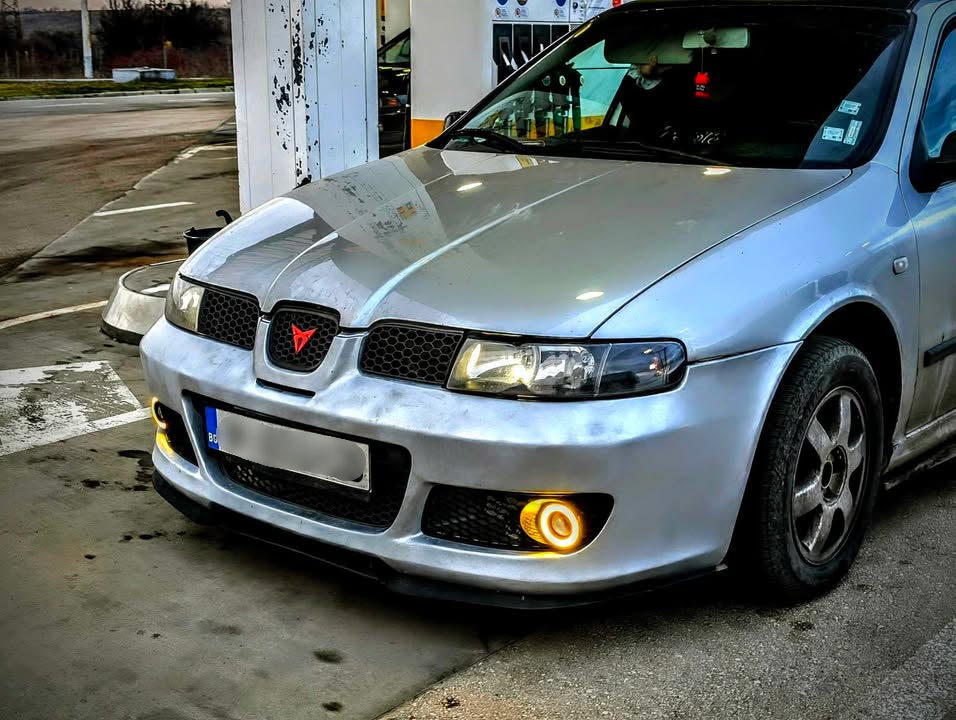 Seat Leon CUPRA 1M / Seat Toledo CUPRA 1M Средна решетка